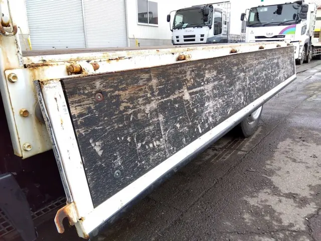 いすゞ エルフ SKG-NHS85A(4WD)の写真15