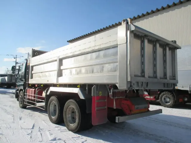 いすゞ ギガ KL-CYZ51P3(6x4)の写真7