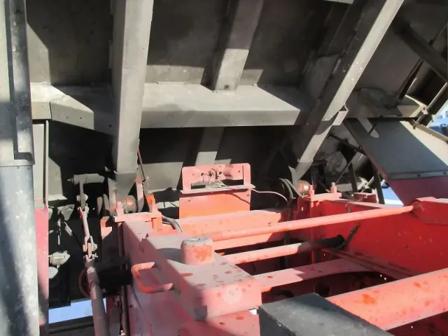 いすゞ ギガ KL-CYZ51P3(6x4)の写真14