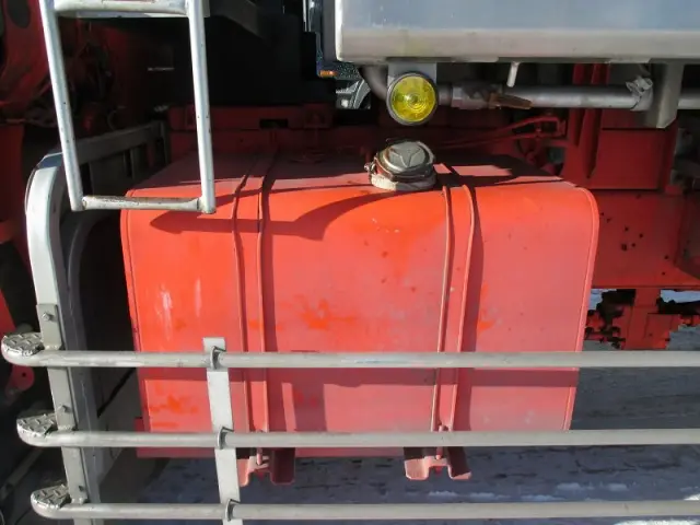 いすゞ ギガ KL-CYZ51P3(6x4)の写真17