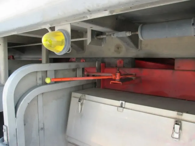 いすゞ ギガ KL-CYZ51P3(6x4)の写真19