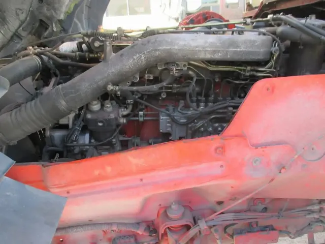 いすゞ ギガ KL-CYZ51P3(6x4)の写真20