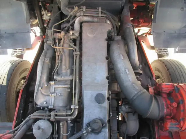 いすゞ ギガ KL-CYZ51P3(6x4)の写真22