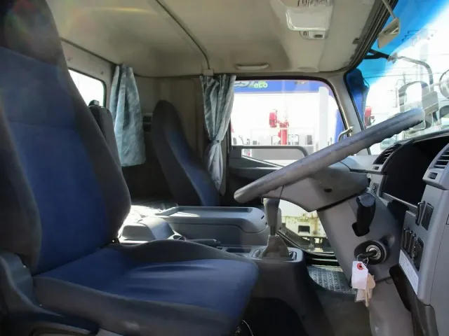 三菱 ファイター TKG-FK61F(2WD)の写真4