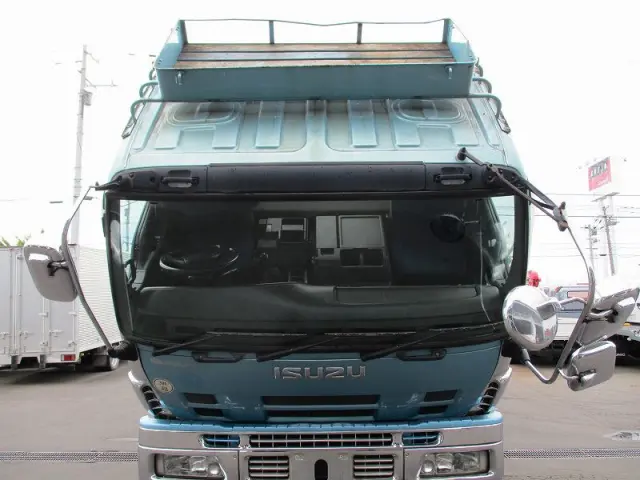 いすゞ ギガ PDG-CYZ52Q8(6x4)の写真18