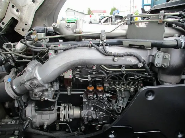 いすゞ ギガ PDG-CYZ52Q8(6x4)の写真20
