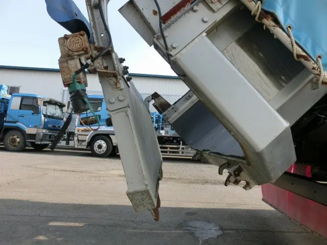 三菱 スーパーグレート QKG-FV50VY(6x4)の写真18