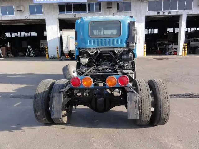 いすゞ フォワード PKG-FRR90S2(2WD)の写真5