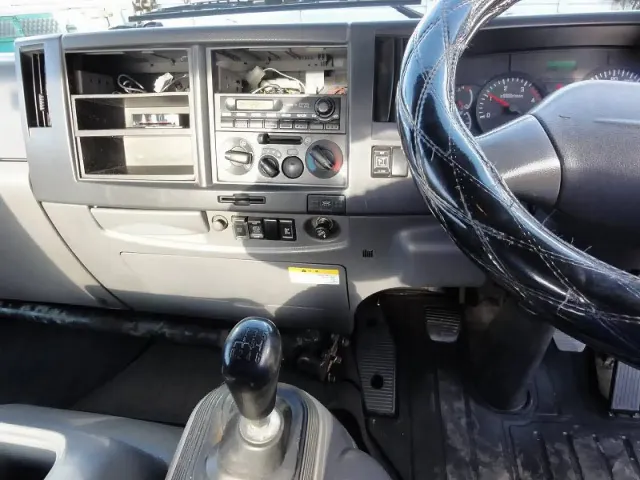 いすゞ フォワード PKG-FRR90S2(2WD)の写真23