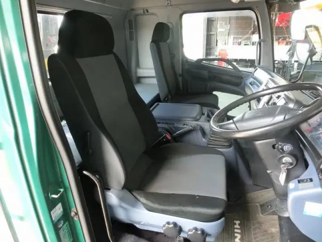日野 レンジャー BDG-GK8JUWA(6x4)の写真22