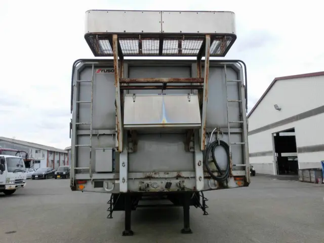 輸送機工業 トレーラー YFS2204の写真3