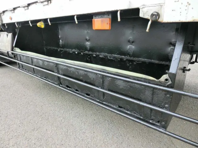 輸送機工業 トレーラー YFS2204の写真20