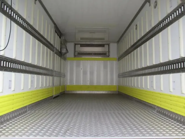 三菱 キャンター TKG-FEB80(2WD)の写真10