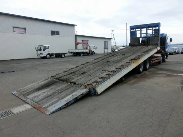 いすゞ ギガ KL-CYH51V3(8x4)の写真10