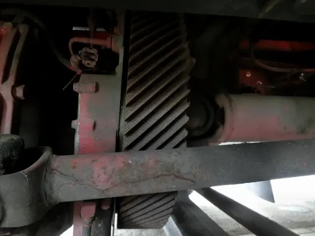 いすゞ ギガ KL-CYH51V3(8x4)の写真17