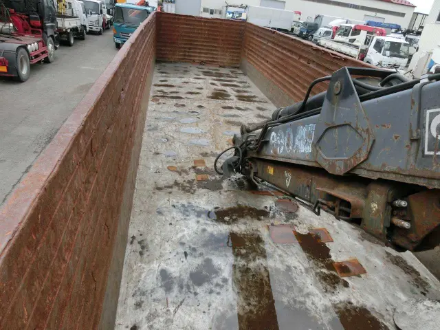 日野 プロフィア KL-FS1KWHA(6x4)の写真9