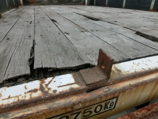 いすゞ フォワード PDG-FRS90S1(4WD)の写真16