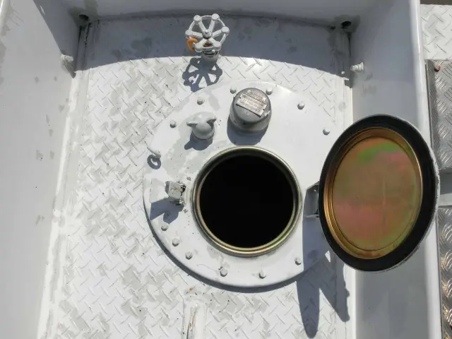 三菱 ファイター KK-FL63HE(4WD)の写真8