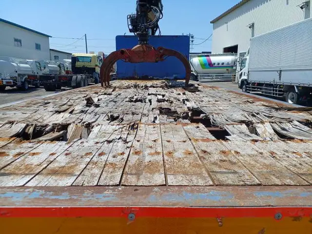 日野 プロフィア BDG-FS1EZYA(6x4)の写真7