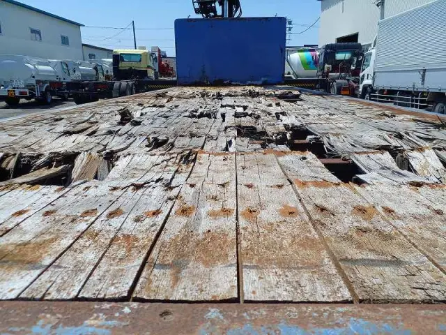 日野 プロフィア BDG-FS1EZYA(6x4)の写真8