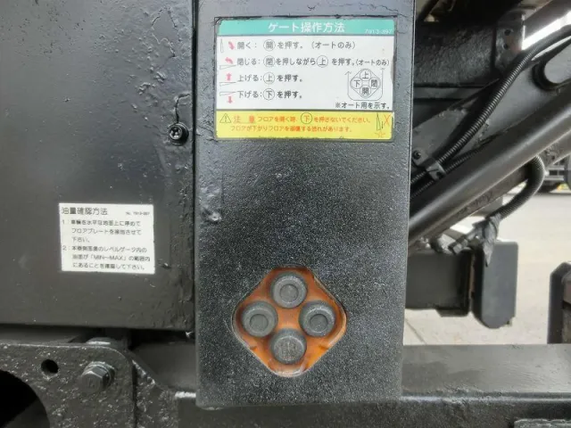 三菱 ファイター TKG-FK61F(2WD)の写真16