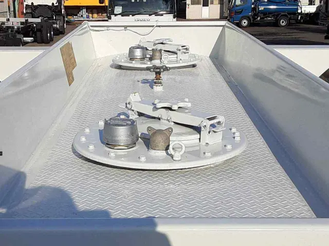 三菱 ファイター PA-FL63F(4WD)の写真7