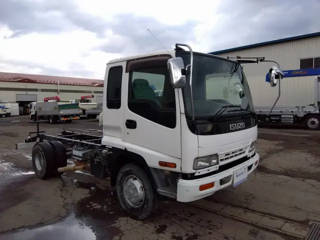 いすゞ フォワード PB-FRS35D3J(4WD)の写真2
