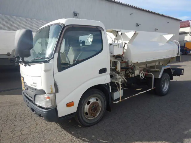 トヨタ トヨエース TKG-XZU685(4WD)の写真1