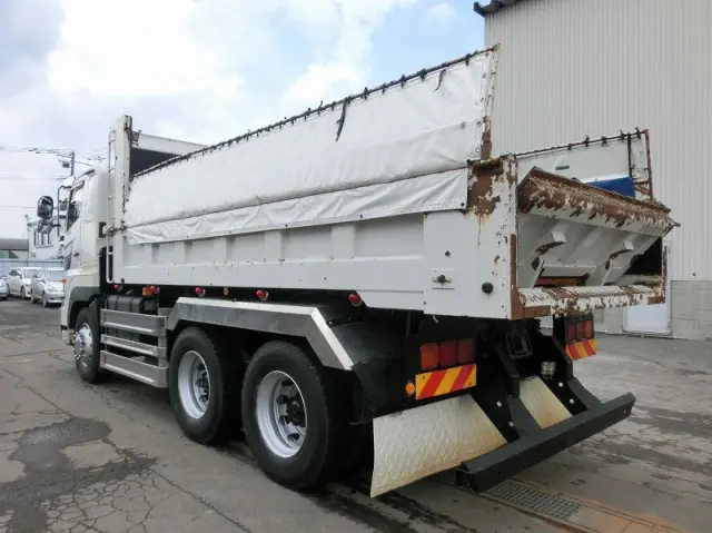 日野 プロフィア QKG-FS1EKDA(6x4)の写真4