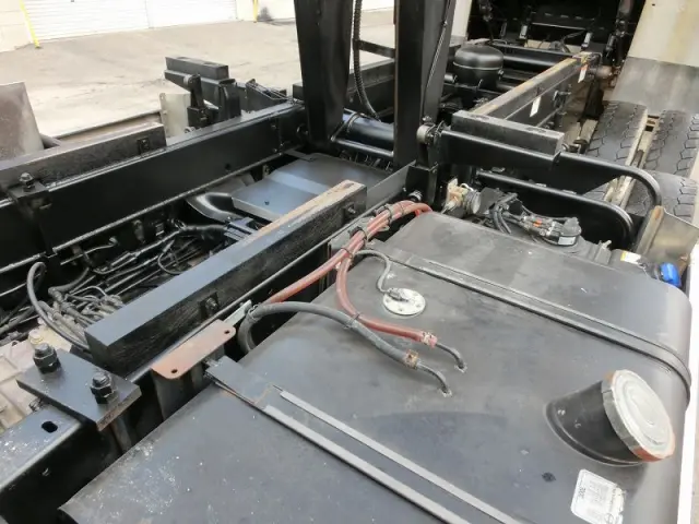 日野 プロフィア QKG-FS1EKDA(6x4)の写真14