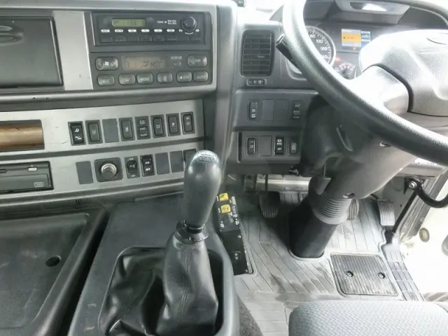 日野 プロフィア QKG-FS1EKDA(6x4)の写真23