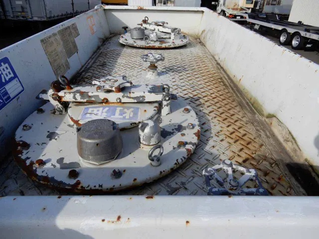 いすゞ エルフ BKG-NMR85N(2WD)の写真7