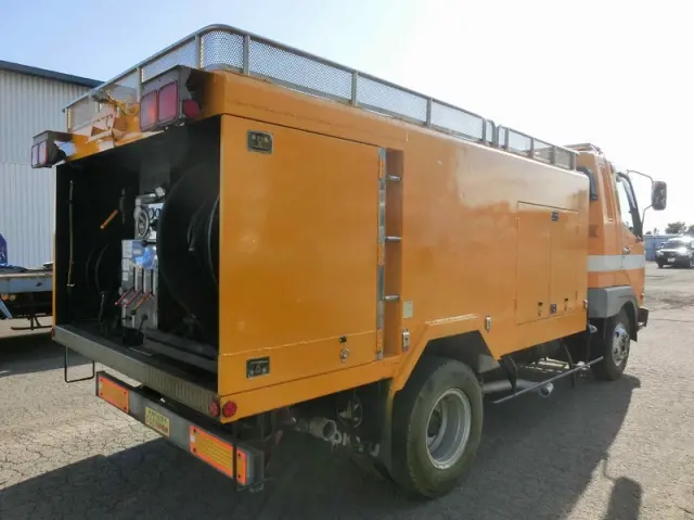 三菱 ファイター KK-FK61HE(2WD)の写真6