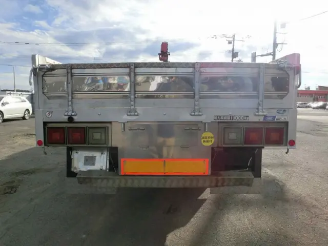 いすゞ ギガ LKG-CYZ77A(6x4)の写真5