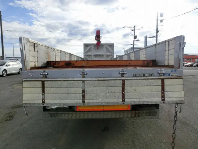 いすゞ ギガ LKG-CYZ77A(6x4)の写真7