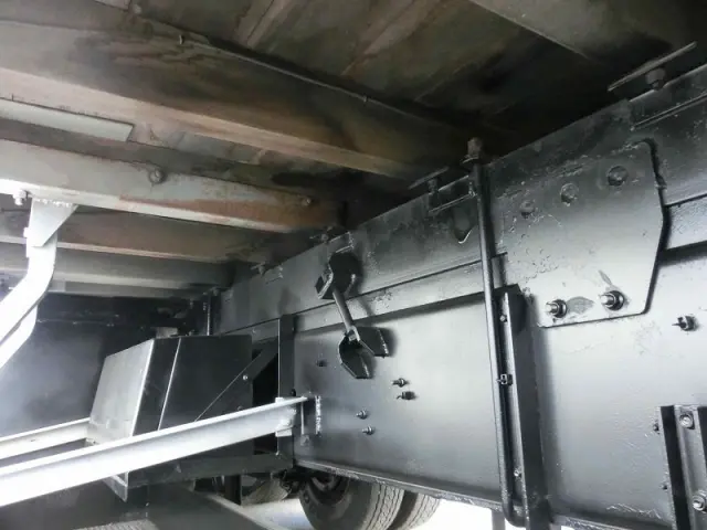 いすゞ ギガ LKG-CYZ77A(6x4)の写真12