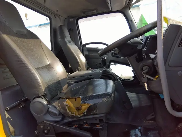 いすゞ フォワード PKG-FRR90S2(2WD)の写真22