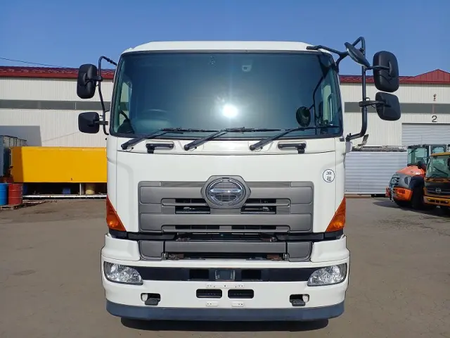 日野 プロフィア QPG-FS1EZEA(6x4)の写真3