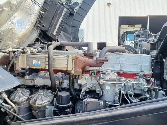 日野 プロフィア QPG-FS1EZEA(6x4)の写真19