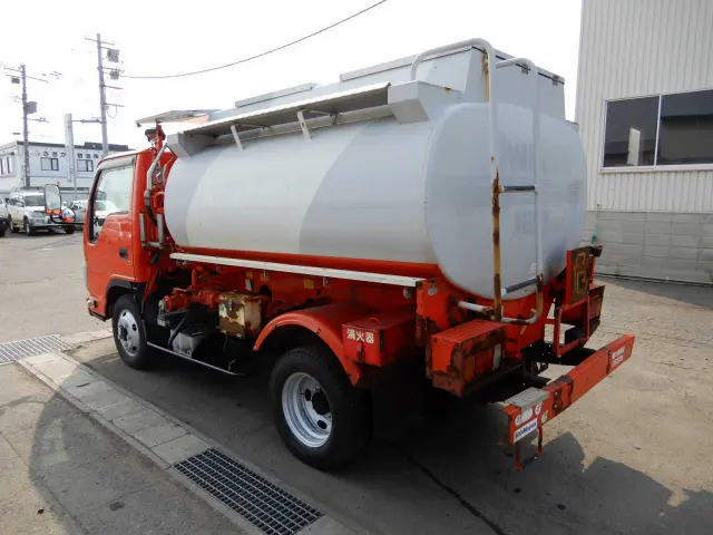 いすゞ エルフ TDG-NKS85AN(4WD)の写真4