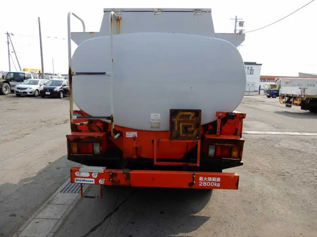 いすゞ エルフ TDG-NKS85AN(4WD)の写真5