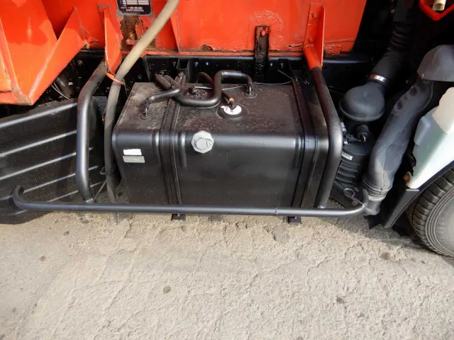 いすゞ エルフ TDG-NKS85AN(4WD)の写真14