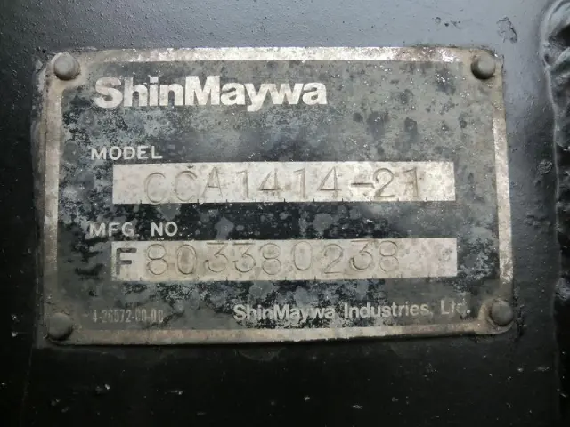 いすゞ ギガ PJ-CYZ51V6(6x4)の写真17