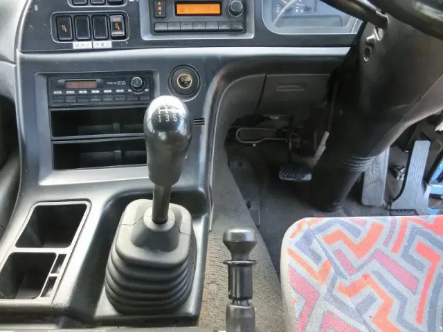 いすゞ ギガ PJ-CYZ51V6(6x4)の写真23