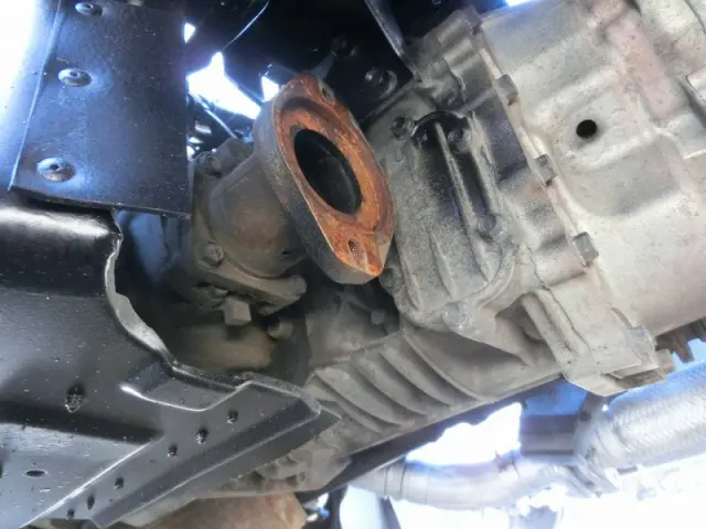 いすゞ エルフ PB-NKS81A(4WD)の写真15