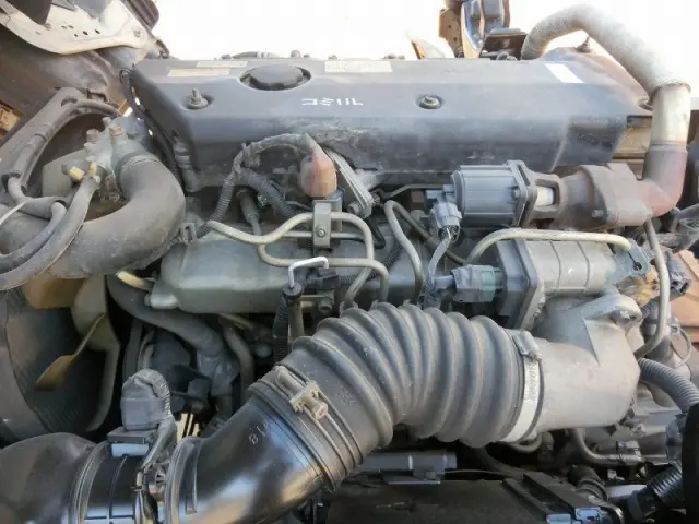 いすゞ エルフ PB-NKS81A(4WD)の写真20