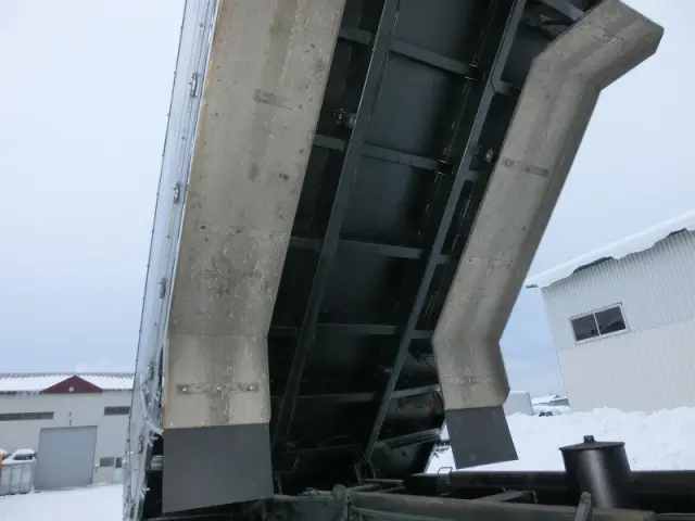 日野 プロフィア BDG-FS1ERYA(6x4)の写真12