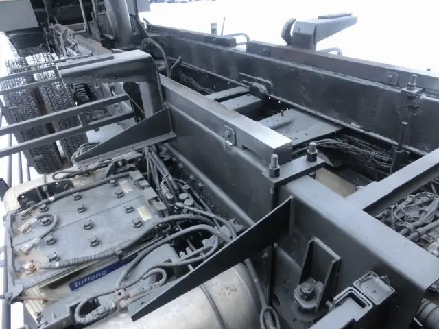 日野 プロフィア BDG-FS1ERYA(6x4)の写真14