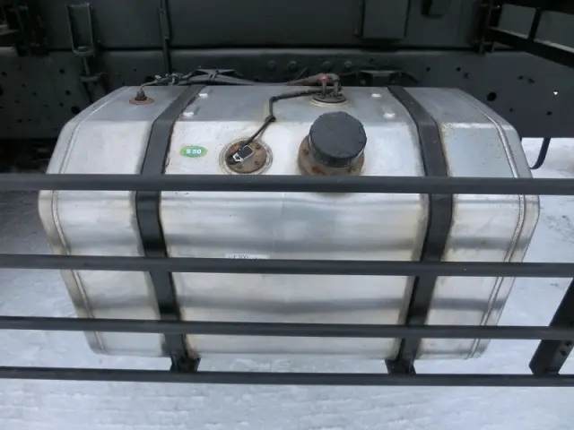 日野 プロフィア BDG-FS1ERYA(6x4)の写真16