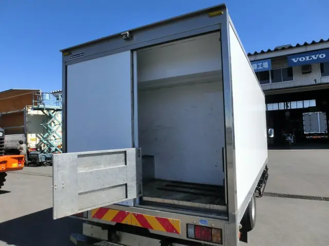 いすゞ エルフ TDG-NPS85AN(4WD)の写真7